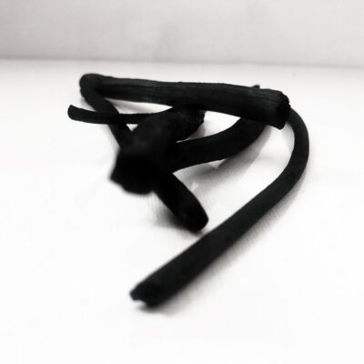 Handmade soft charcoal vines for the Labor de Arte, art materials, collection. Immibrand.com.