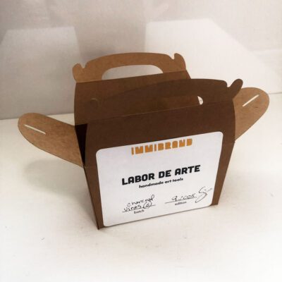 Handmade soft charcoal vines for the Labor de Arte, art materials, collection. Immibrand.com.